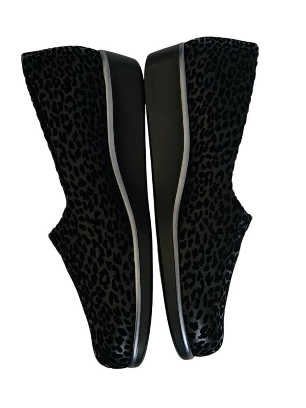 SAS Bliss Slip On Comfort Wedge, Black Leopard Women's Size 9 1/2N - Picture 6 of 15